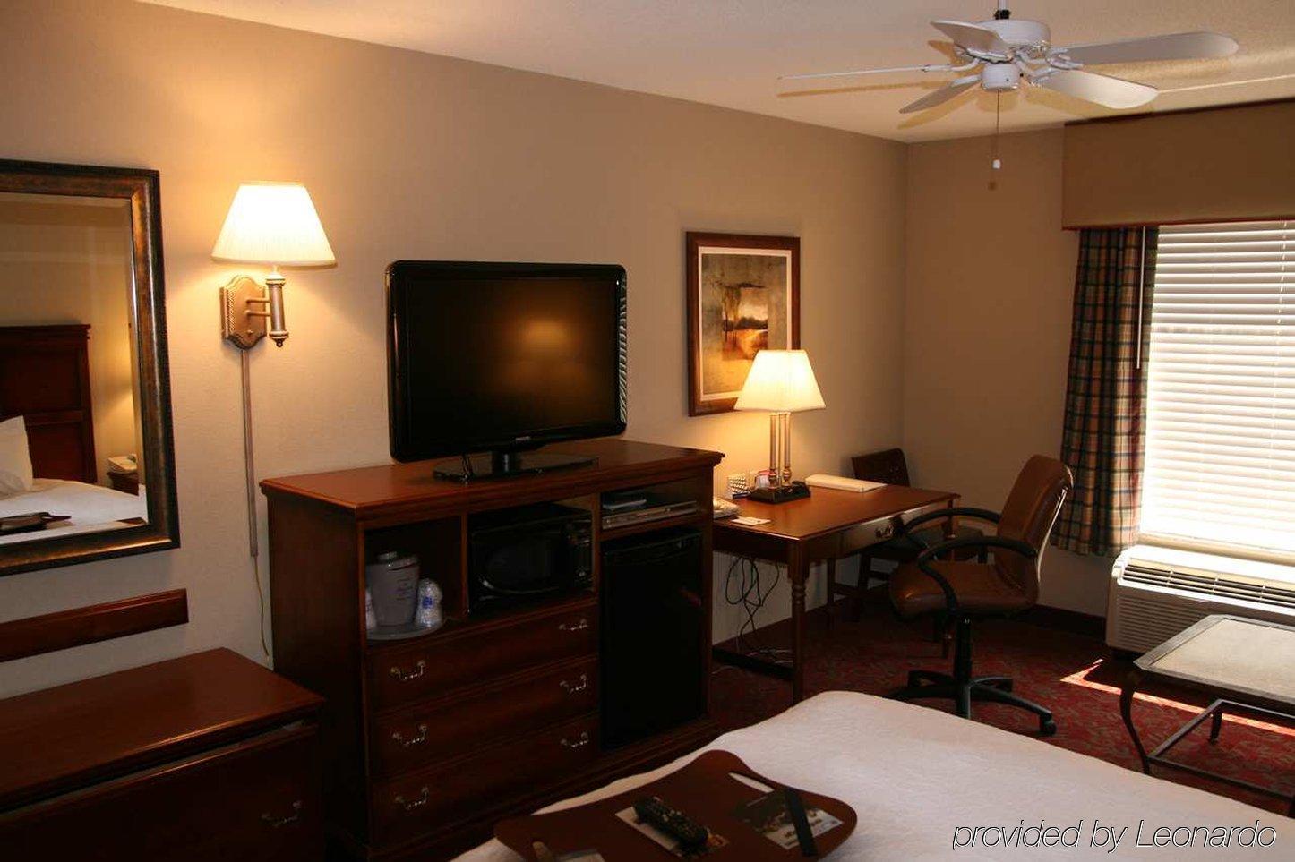 Hampton Inn & Suites Montgomery-Eastchase Quarto foto